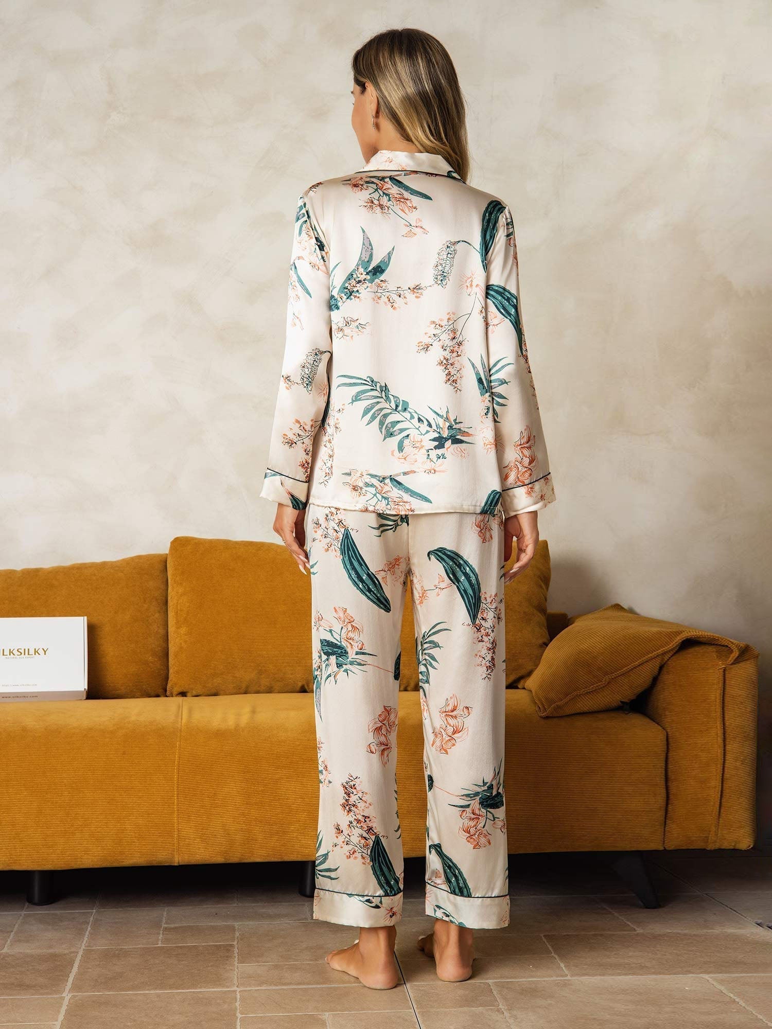 [Tropisk Jungle] SilkSilky-DK Long Sleeve Lapel Collar Dame Pyjamas 002