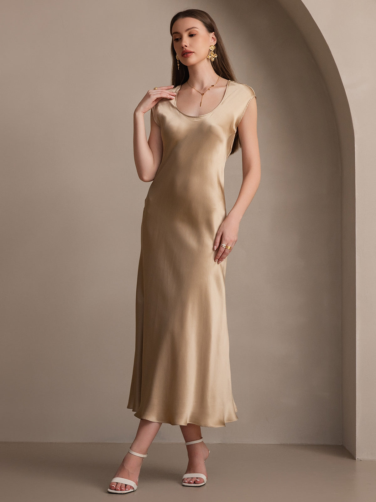 SilkSilky-DK 19Momme Silke Dress Champagne 006