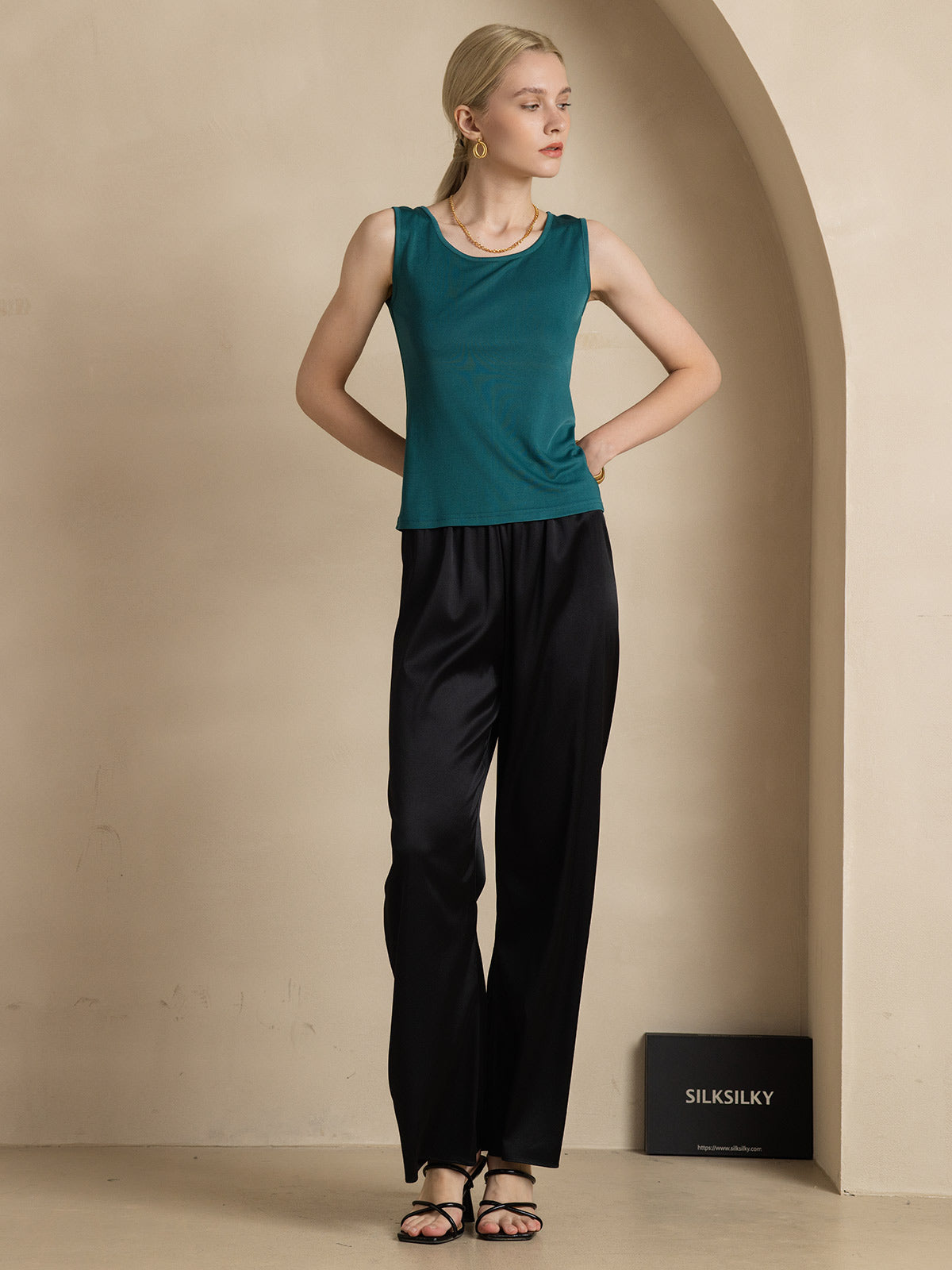 [Mørkegrøn] SilkSilky-DK Silk Knitted Sleeveless Round Neck T-shirt til kvinder 006