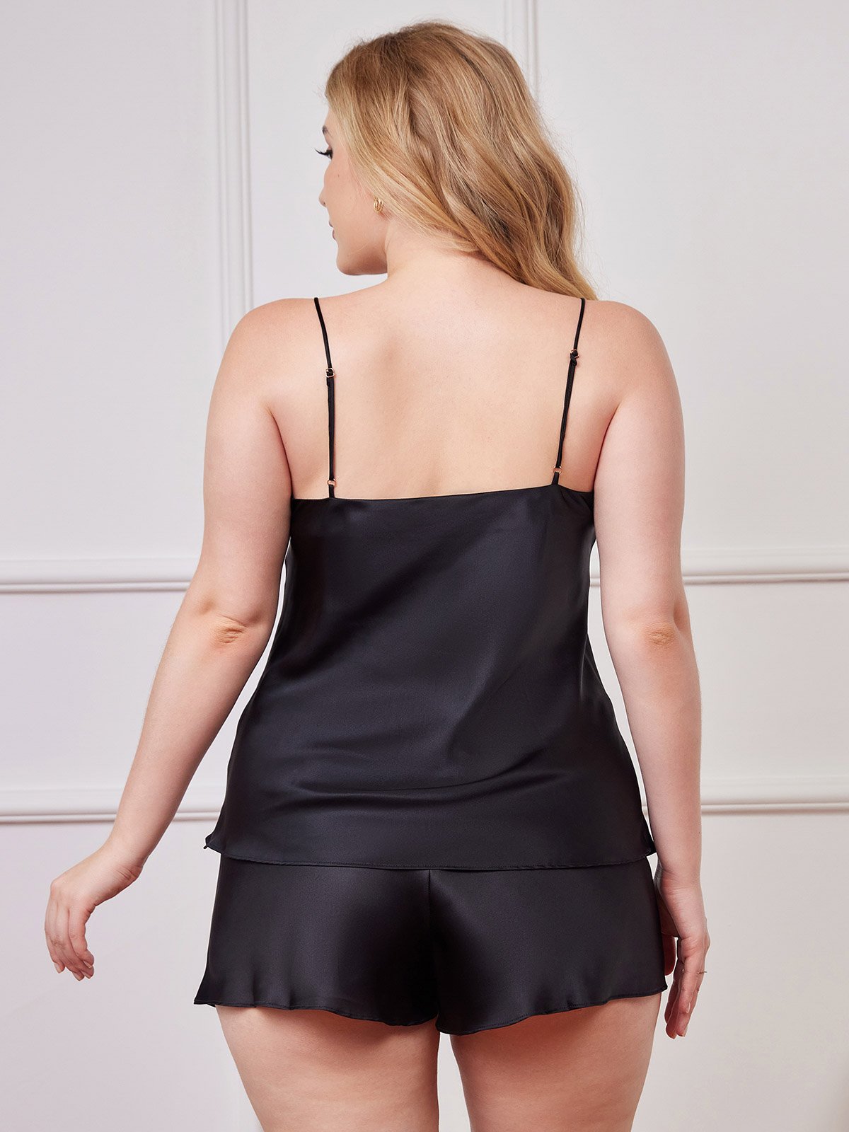 SilkSilky-DK-Pure-Silk-Deep-V-Neck-Plus-Size-Camisole-Sæt-Sort-002