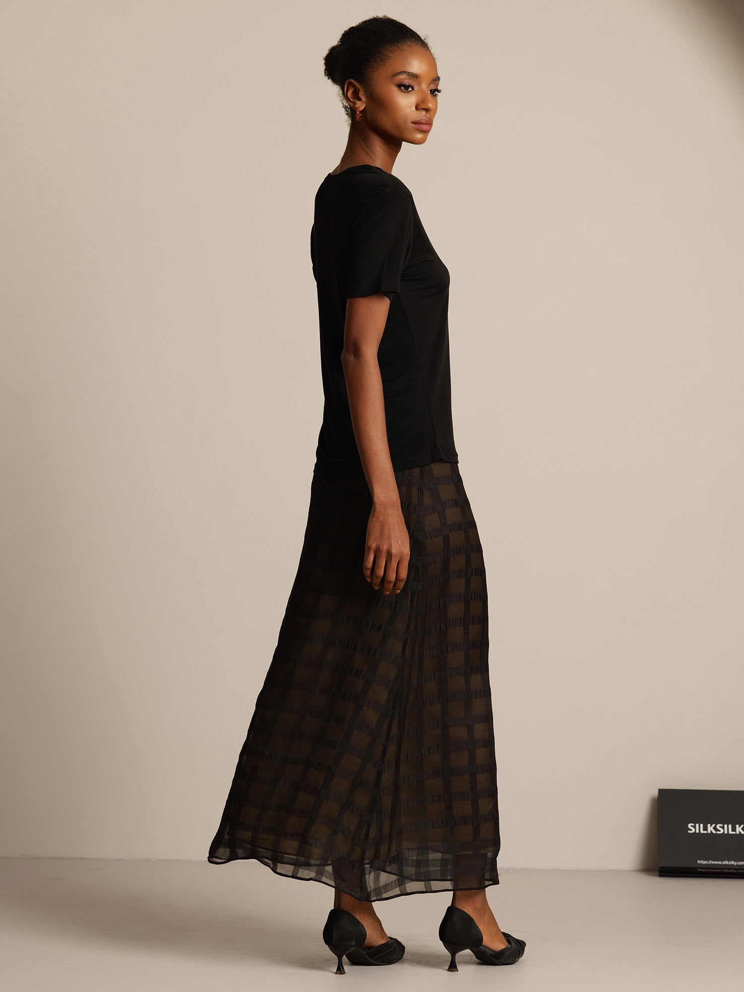 [Sort] SilkSilky-DK Womens T-Shirt 005,