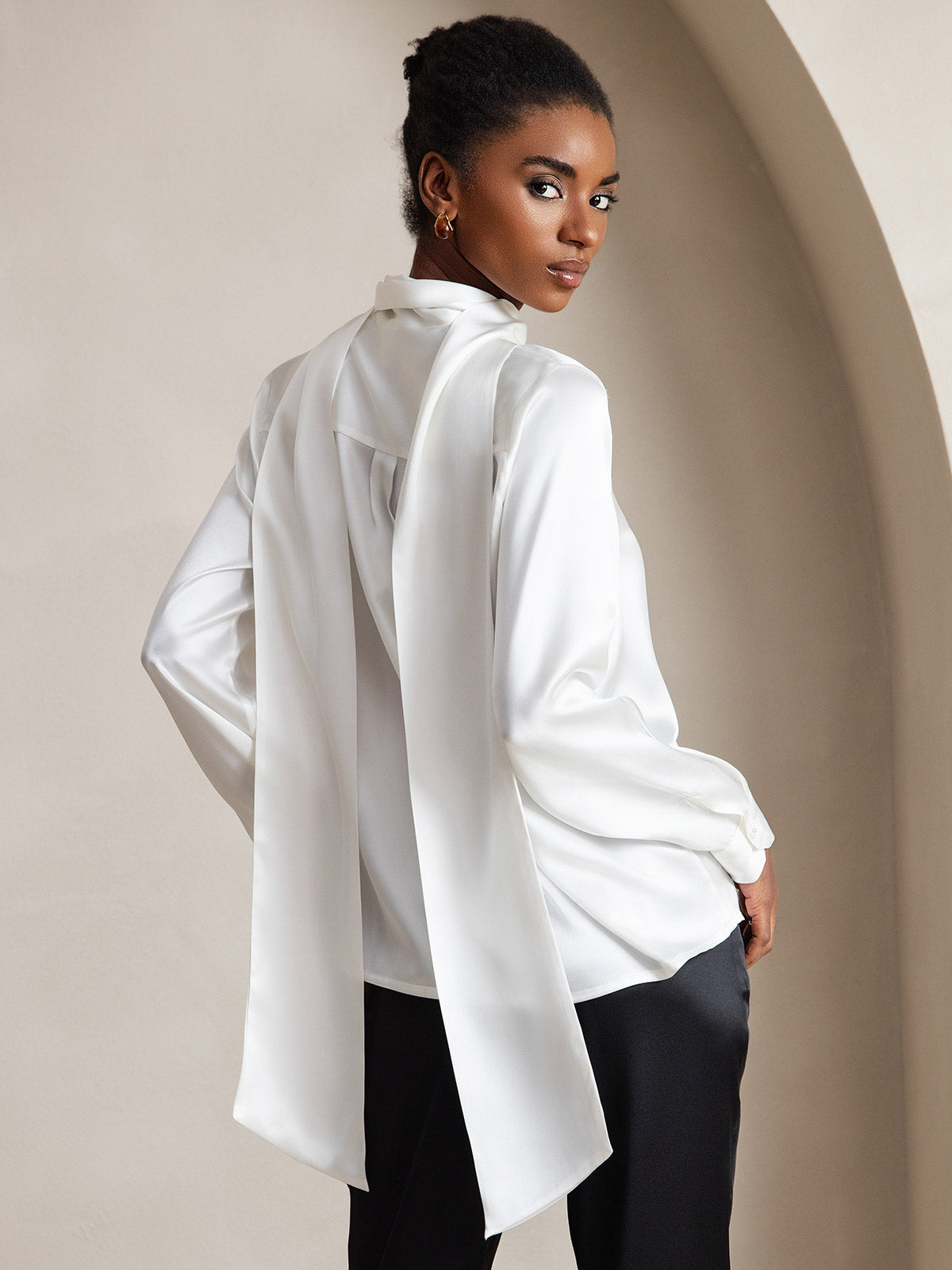[Hvid] SilkSilky-DK Long Sleeve High Neck Bluse 002