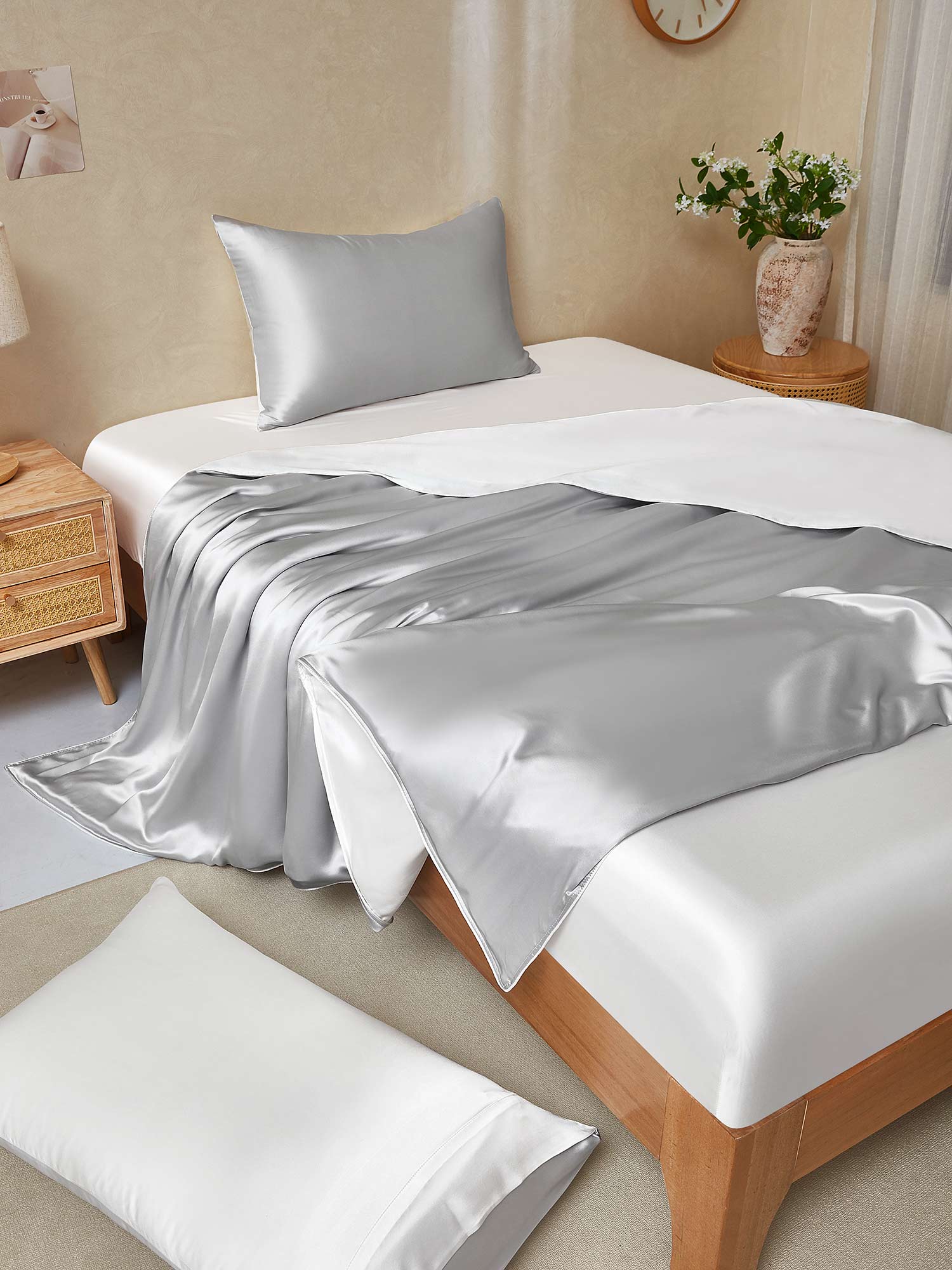 [Lysegrå+Hvid] SilkSilky-DK 25Momme Bedding Set 001,