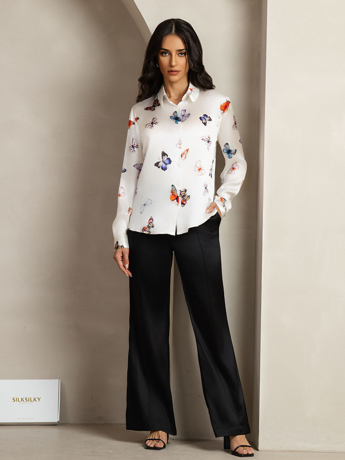 [Hvid Sommerfugl] SilkSilky-DK Silke Lapel Collar Dameskjorte 003