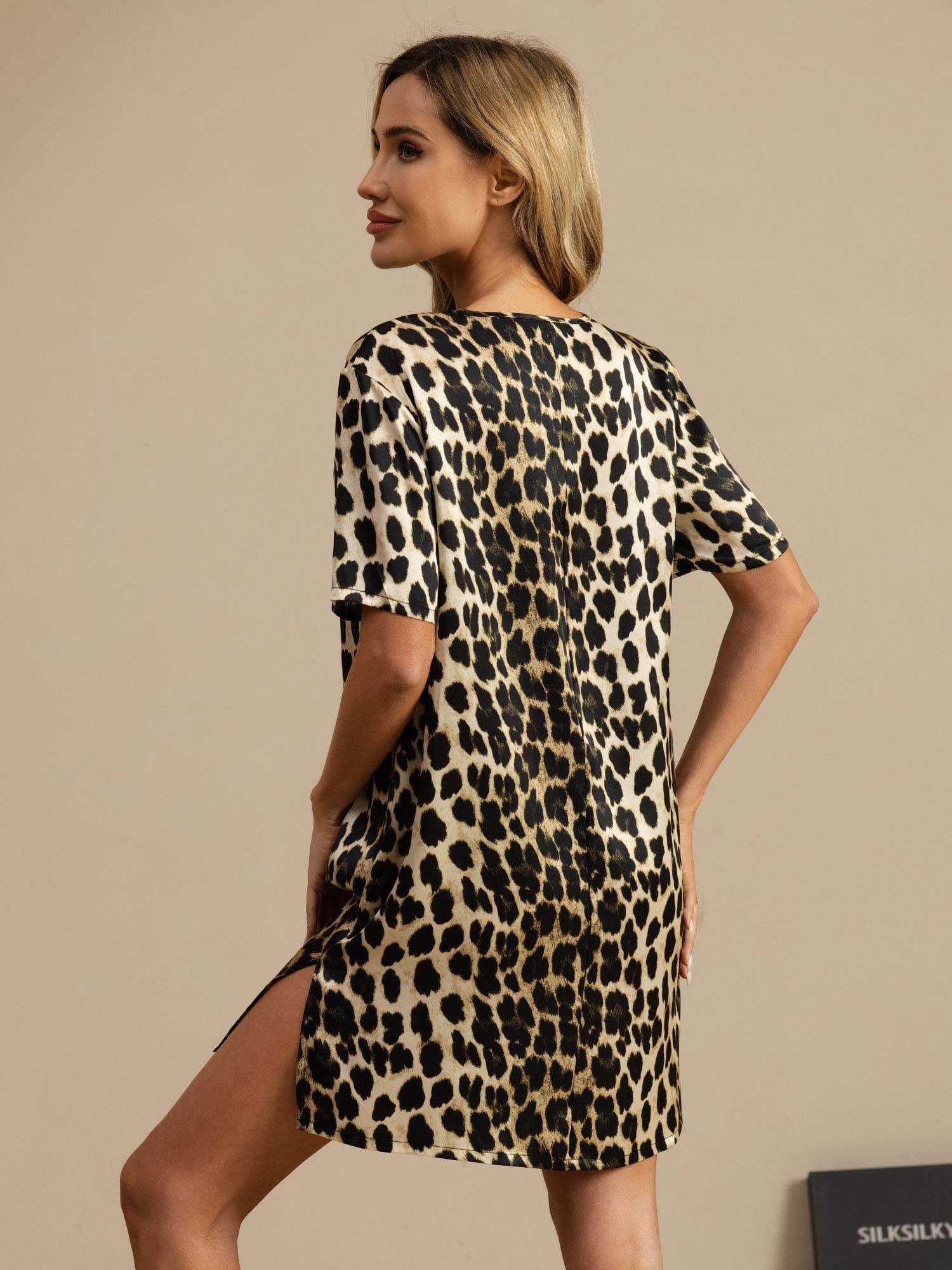 [Leopard] SilkSilky-DK Half Sleeve V Neck Natkjole 002