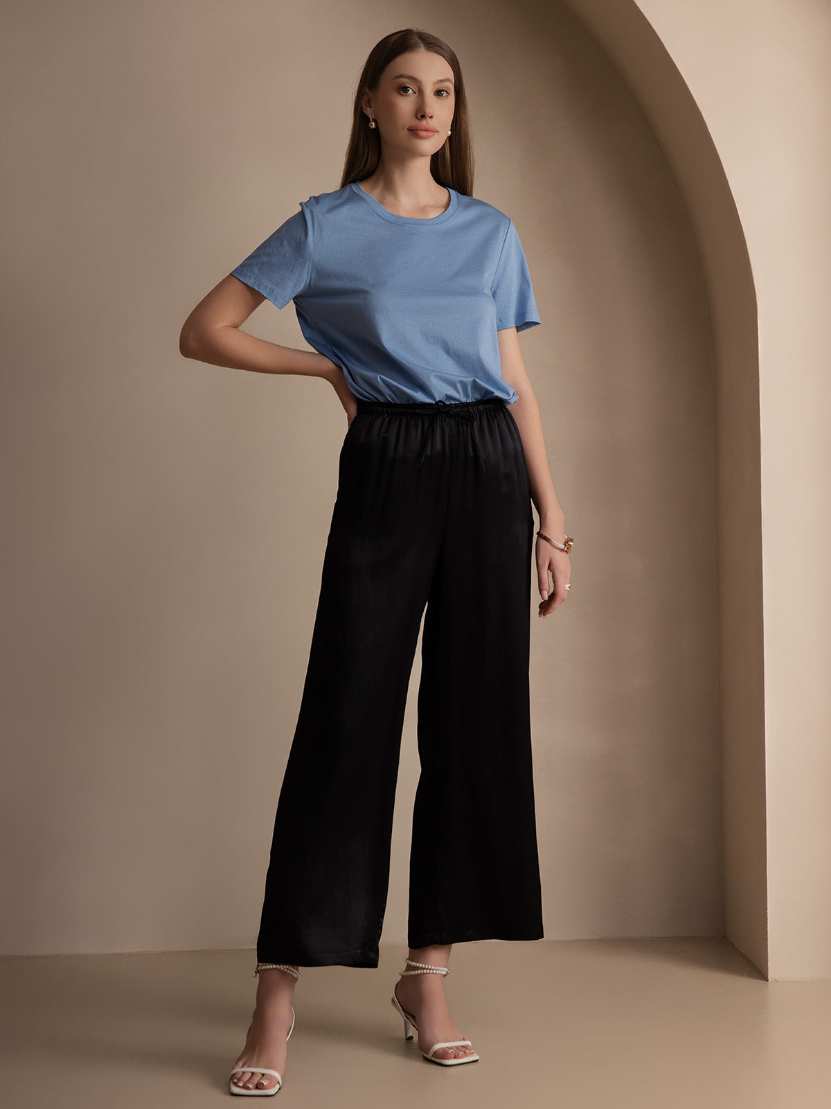[Blå] SilkSilky-DK Silk Knitted Short Sleeve Round Neck T-shirt til kvinder 003