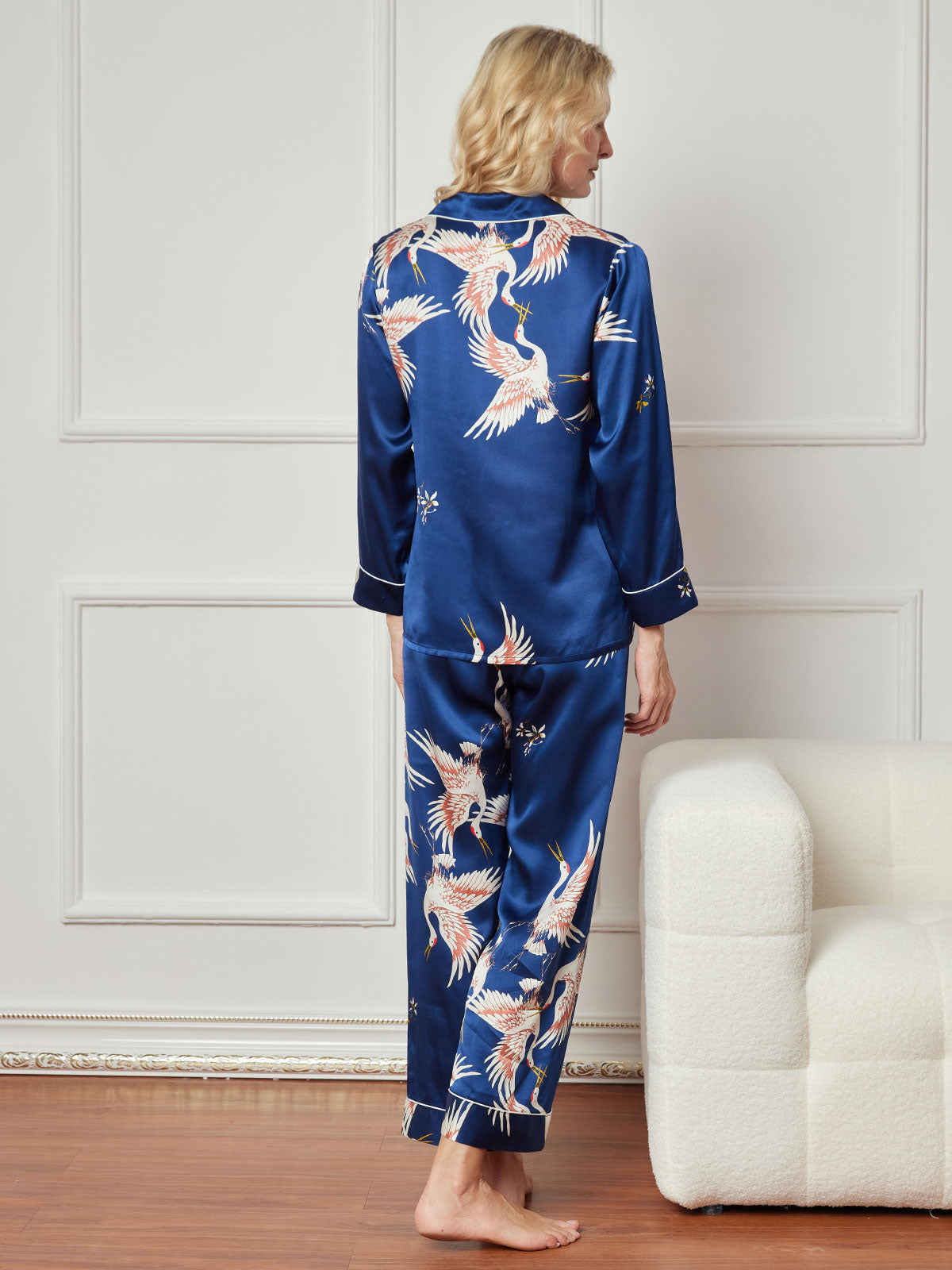 SilkSilky-DK 19Momme Revers Dame Pyjamas Mørkeblå 002