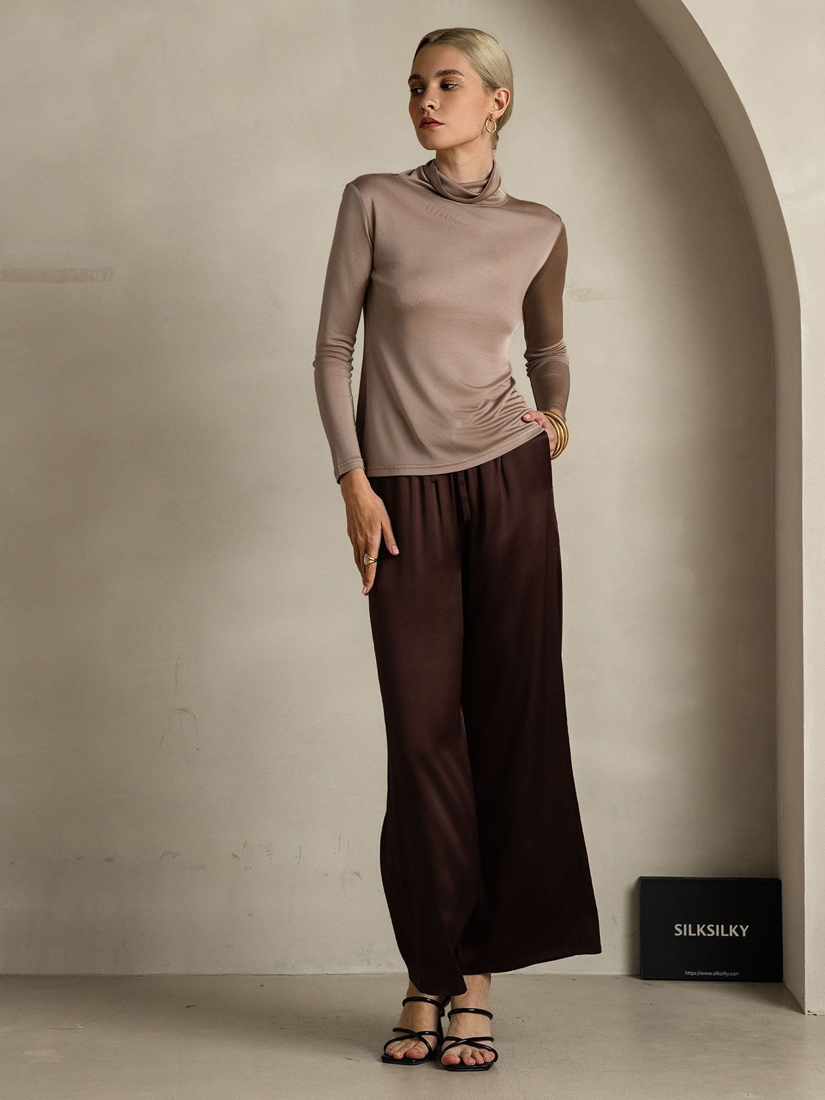 [Kaki] SilkSilky-DK Langærmet Rullekrave T-shirt til kvinder 006