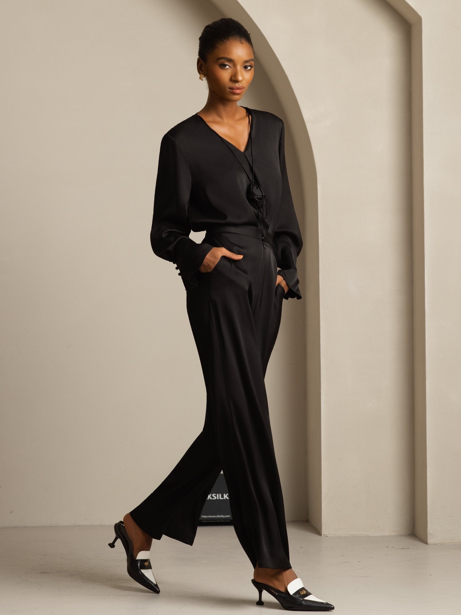 [Sort] SilkSilky-DK 19Momme Silke Langærmet V Hals Bluse 008