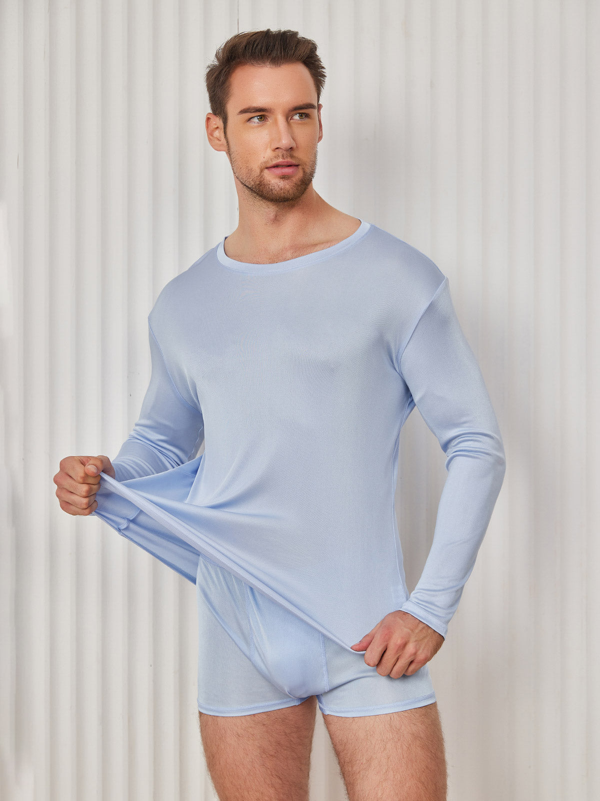 SilkSilky-DK-Silk-Knitted-Long-Sleeve-Round-Neck-Herre-T-shirt-Lyseblå-001