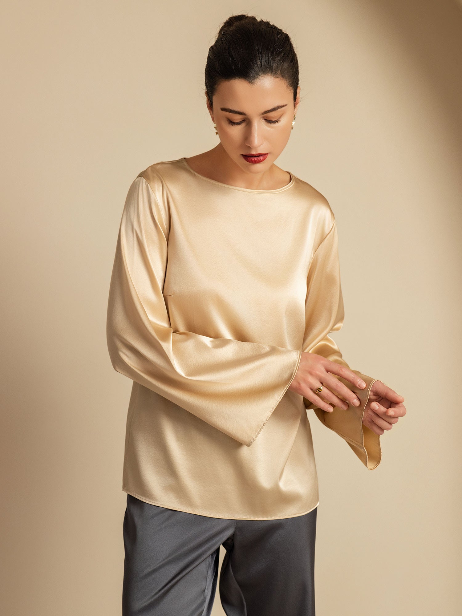 [Champagne] SilkSilky-DK 19Momme Silke Womens T-Shirt 003