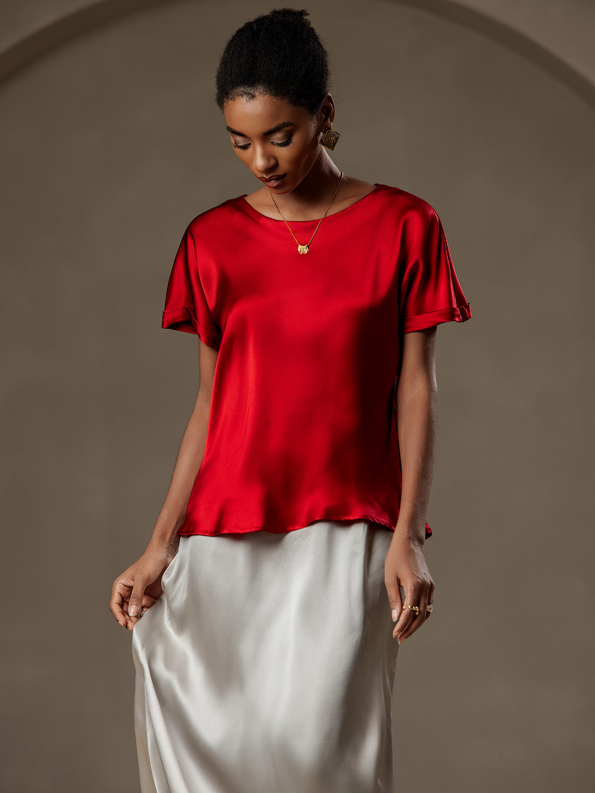[Vin] SilkSilky-DK 19Momme Silke Short Sleeve Round Neck T-shirt til kvinder 004