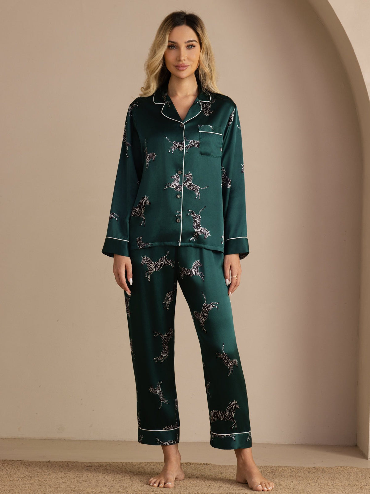 [Smaragd Zebra] SilkSilky-DK Long Sleeve Lapel Collar Dame Pyjamas 001