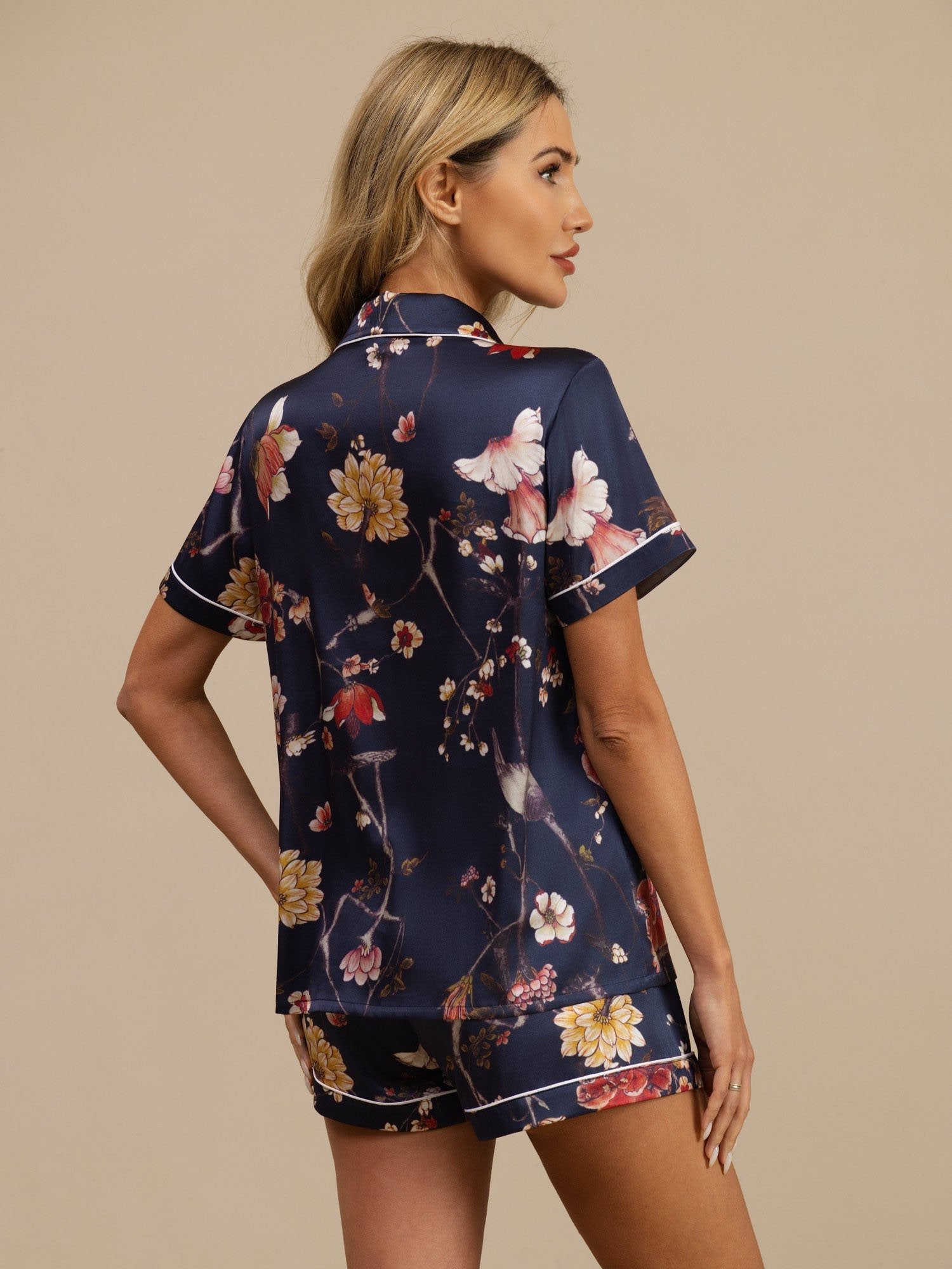 [Marine Blomster] SilkSilky-DK Kort ærme Notchkrage Dame Pyjamas 002
