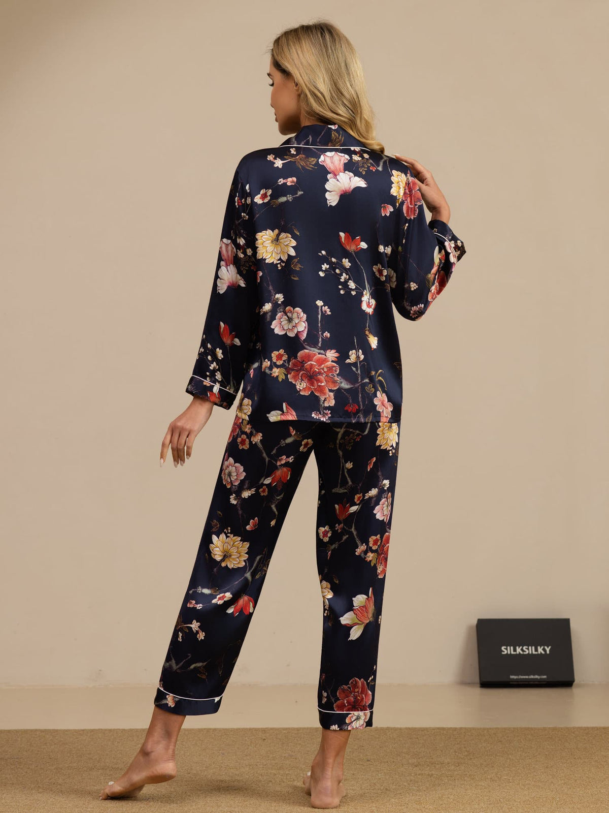 [Marine Blomster] SilkSilky-DK Long Sleeve Lapel Collar Dame Pyjamas 002