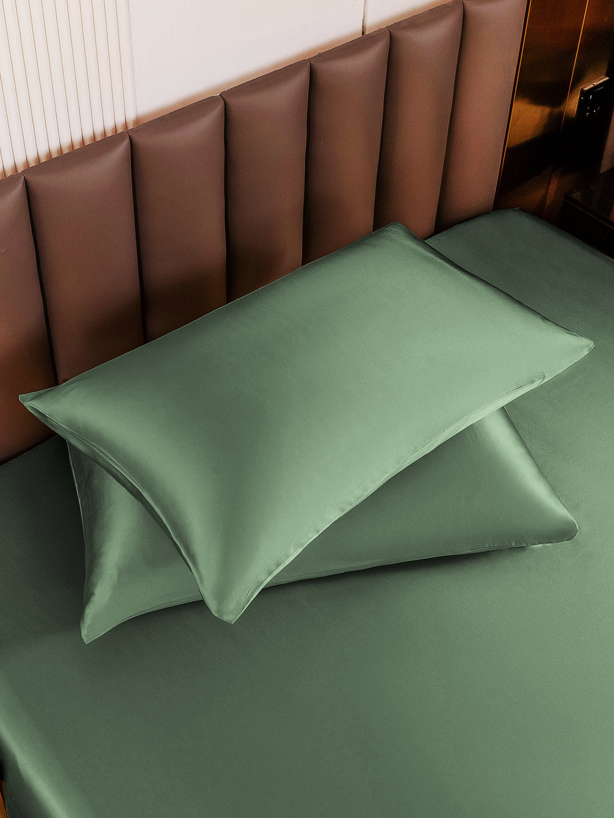 SilkSilky-DK-30Momme-Pure-Silk-Pillowcase-Grågrøn-004