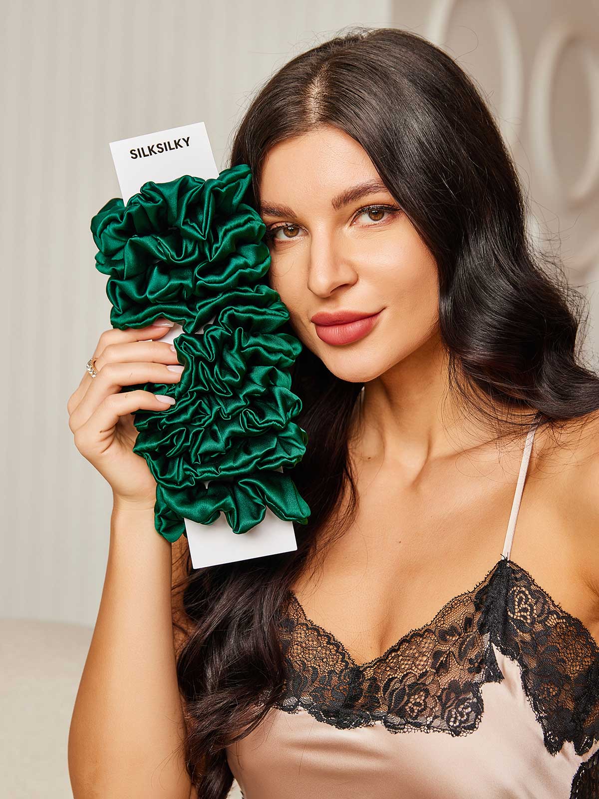 [Mørkegrøn] SilkSilky-DK 19Momme Scrunchie 002