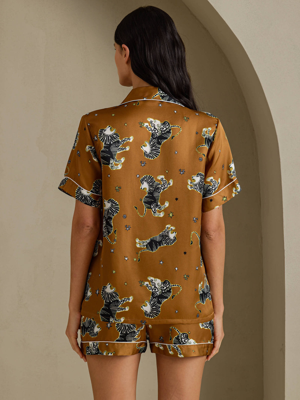 [Brun Løve] SilkSilky-DK Short Sleeve Notch Collar Dame Pyjamas 002