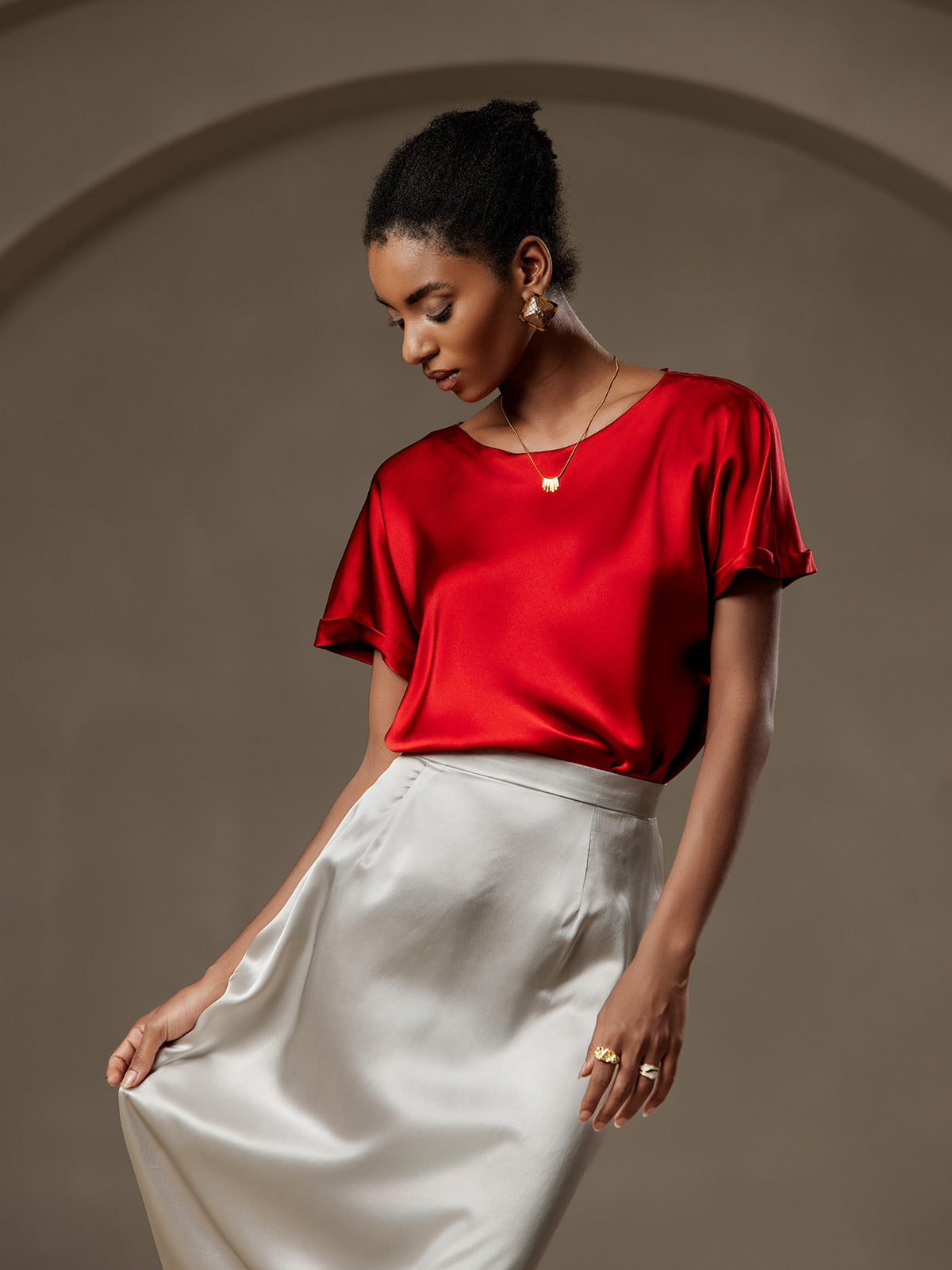 [Vin] SilkSilky-DK 19Momme Silke Short Sleeve Round Neck T-shirt til kvinder 005