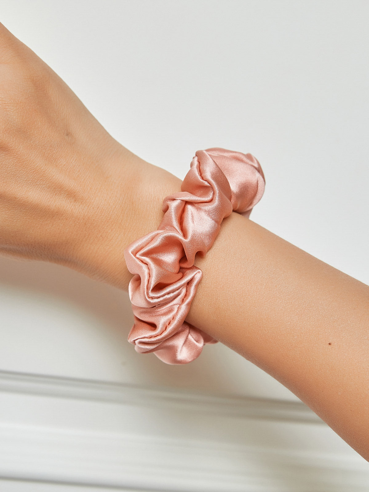 [Lyserød] SilkSilky-DK 19Momme Scrunchie 001