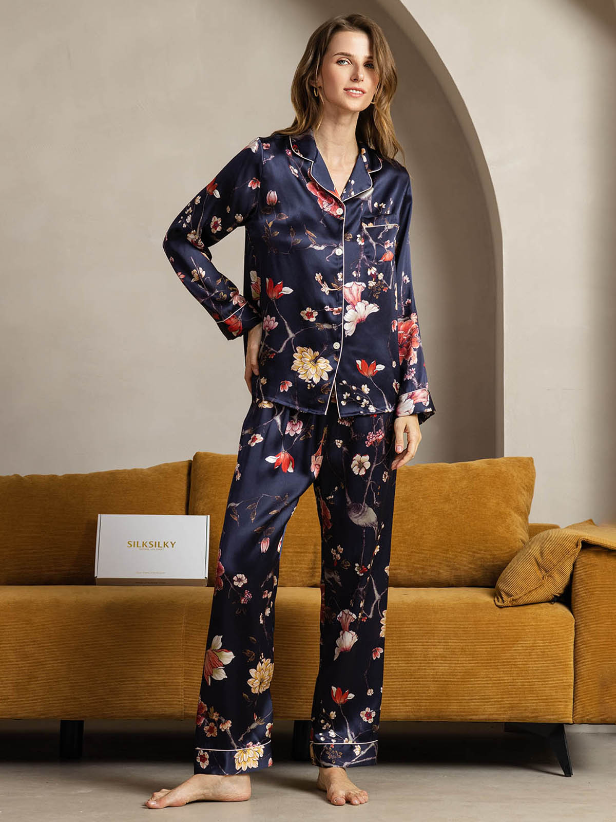 [Marine Blomster] SilkSilky-DK Womens Pajamas 001
