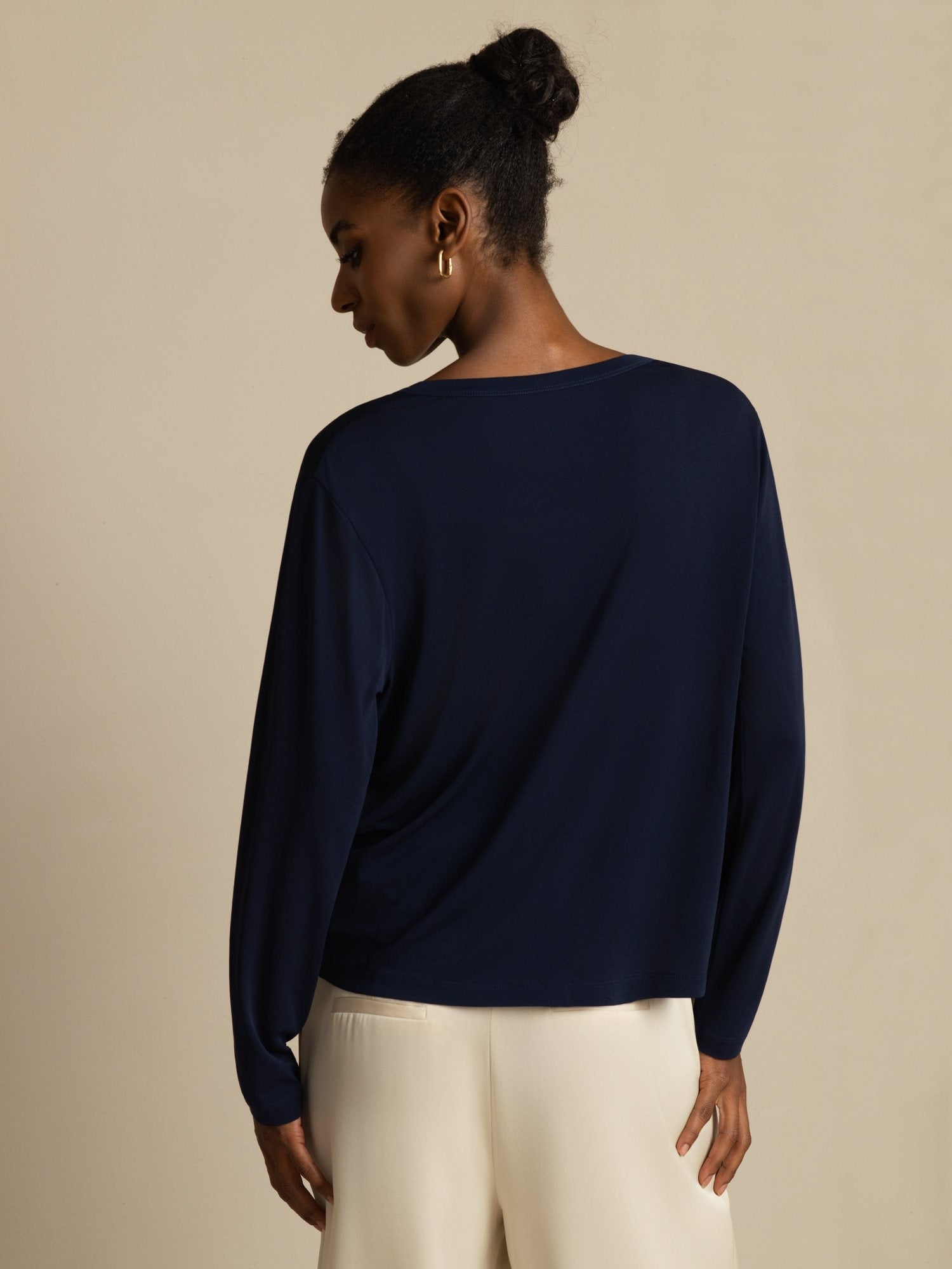 [Mørkeblå] SilkSilky-DK 19Momme Silke Langærmet V Hals Dame Cardigan 002