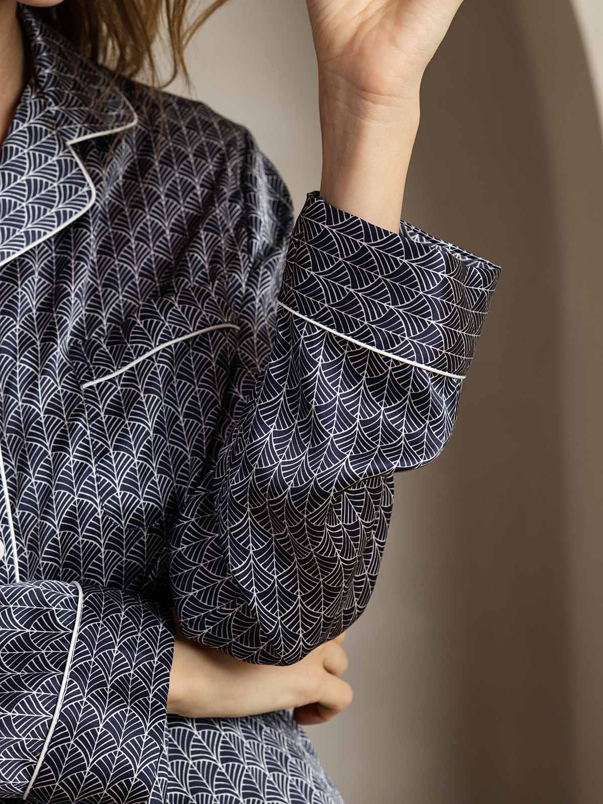 [Marine Ginkgo] SilkSilky-DK Womens Pajamas 007