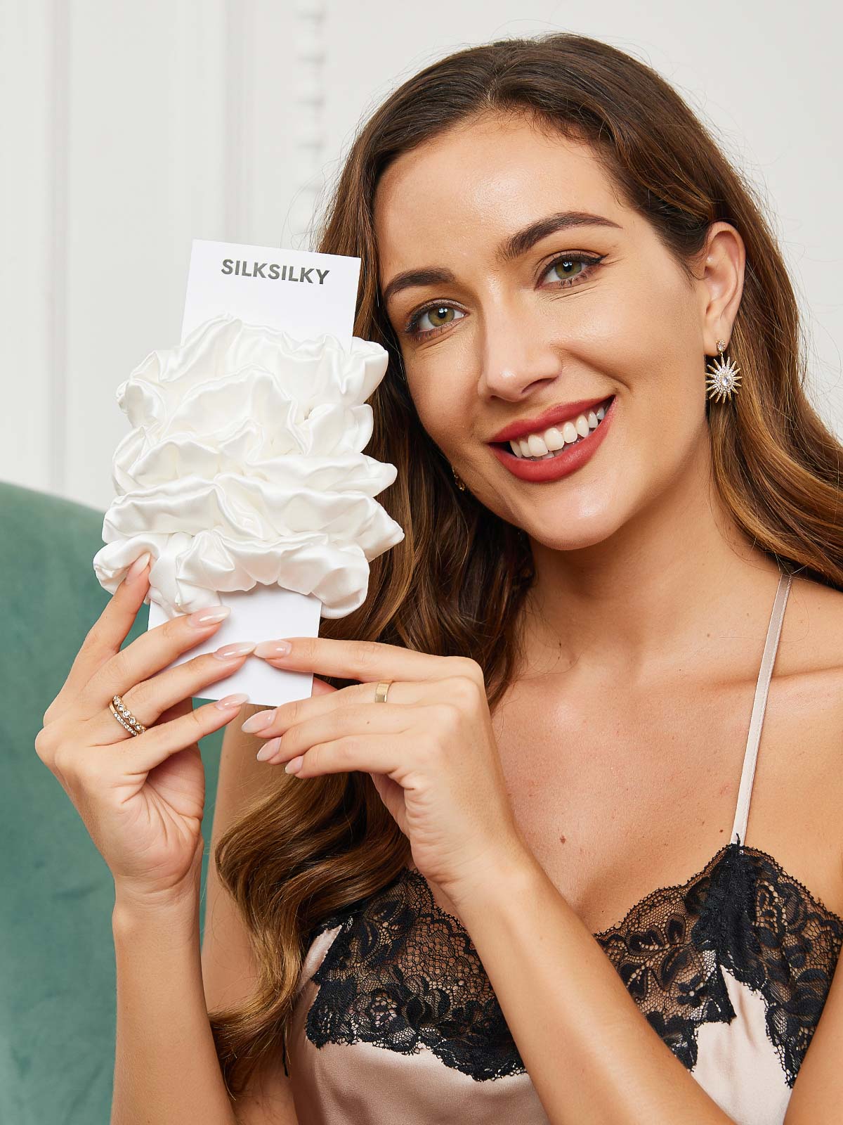 [Hvid] SilkSilky-DK 19Momme Scrunchie 002