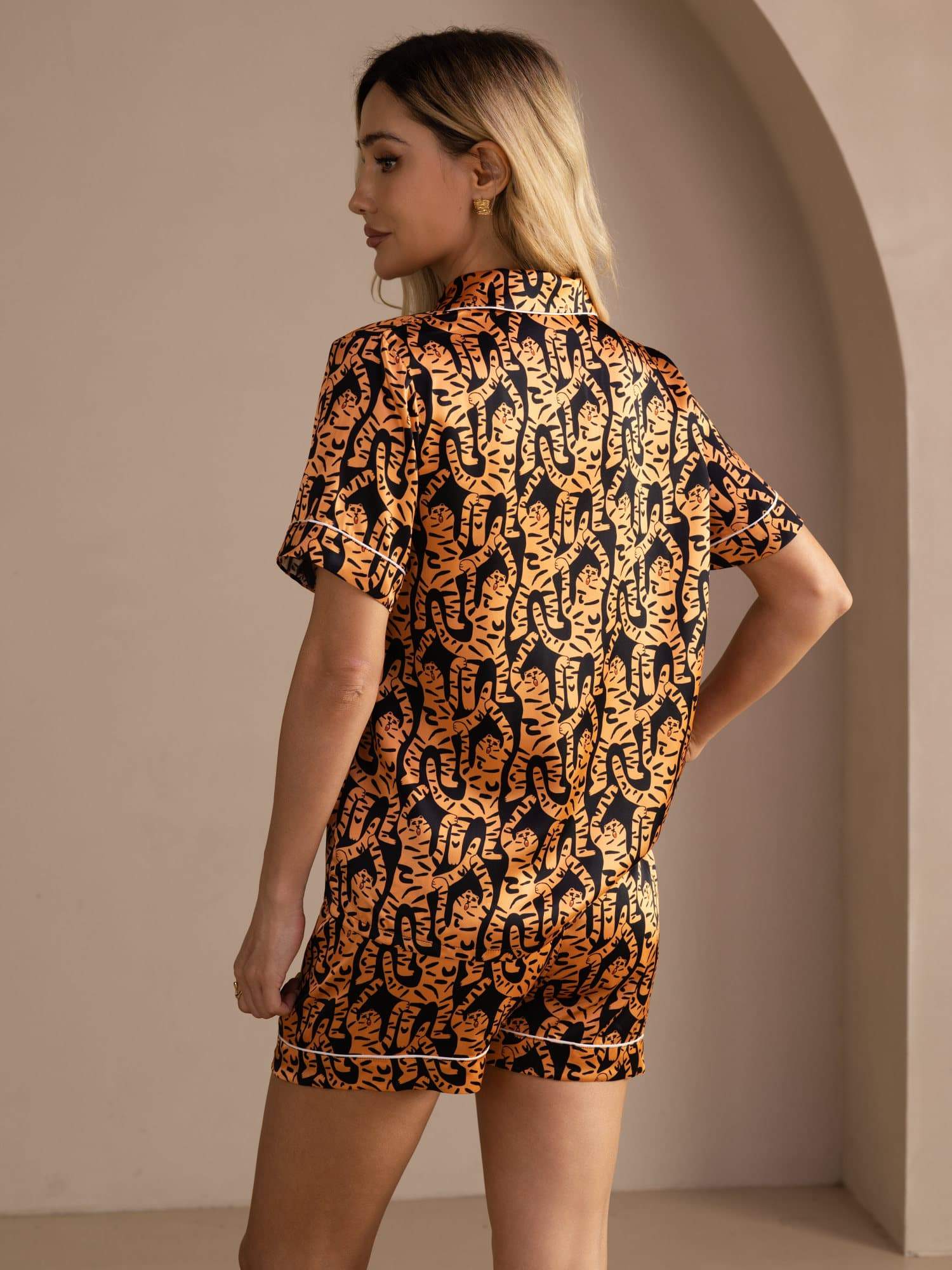 [Sort Tiger] SilkSilky-DK Short Sleeve Lapel Collar Dame Pyjamas 002