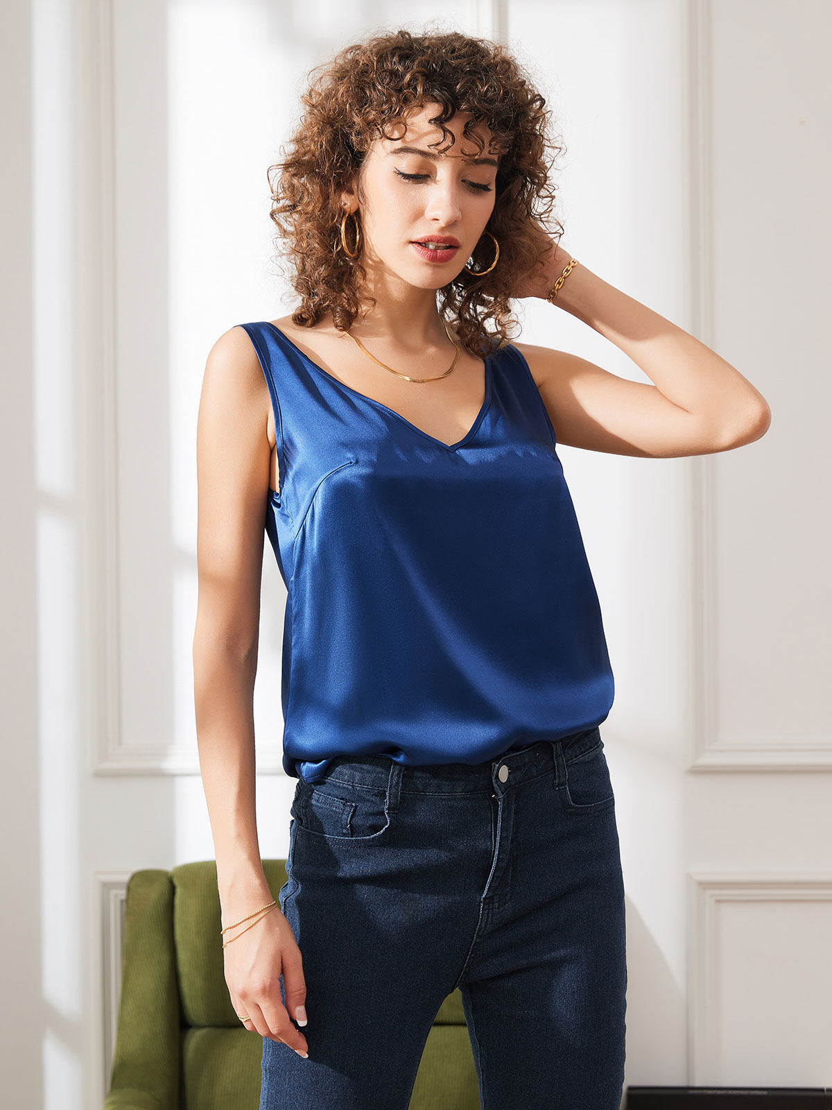 SilkSilky-DK-Pure-Silk-Sleeveless-V-Neck-Camisole-Top-Mørkeblå-004