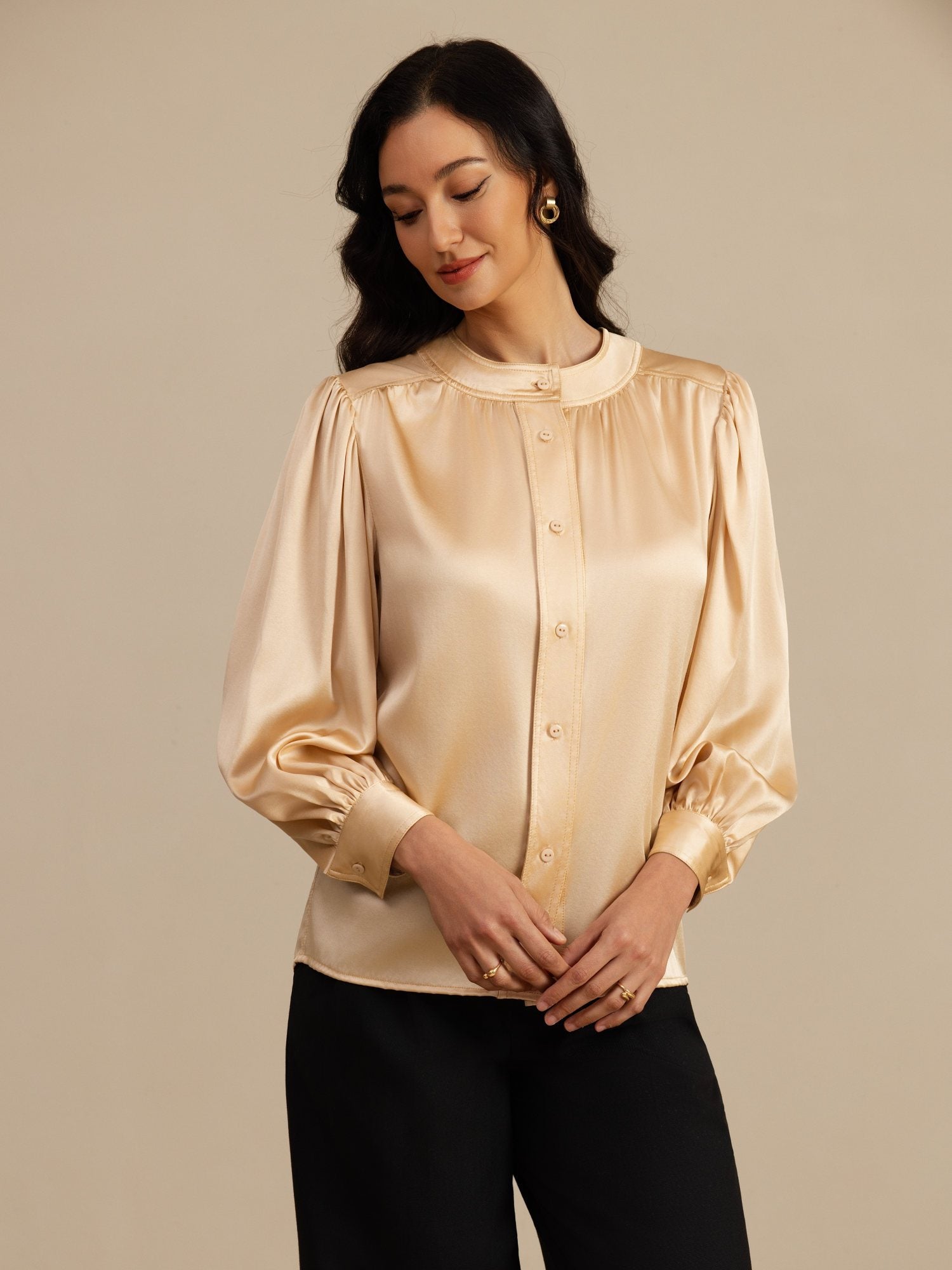 [Champagne] SilkSilky-DK 19Momme Long Sleeve Round Neck Bluse 001