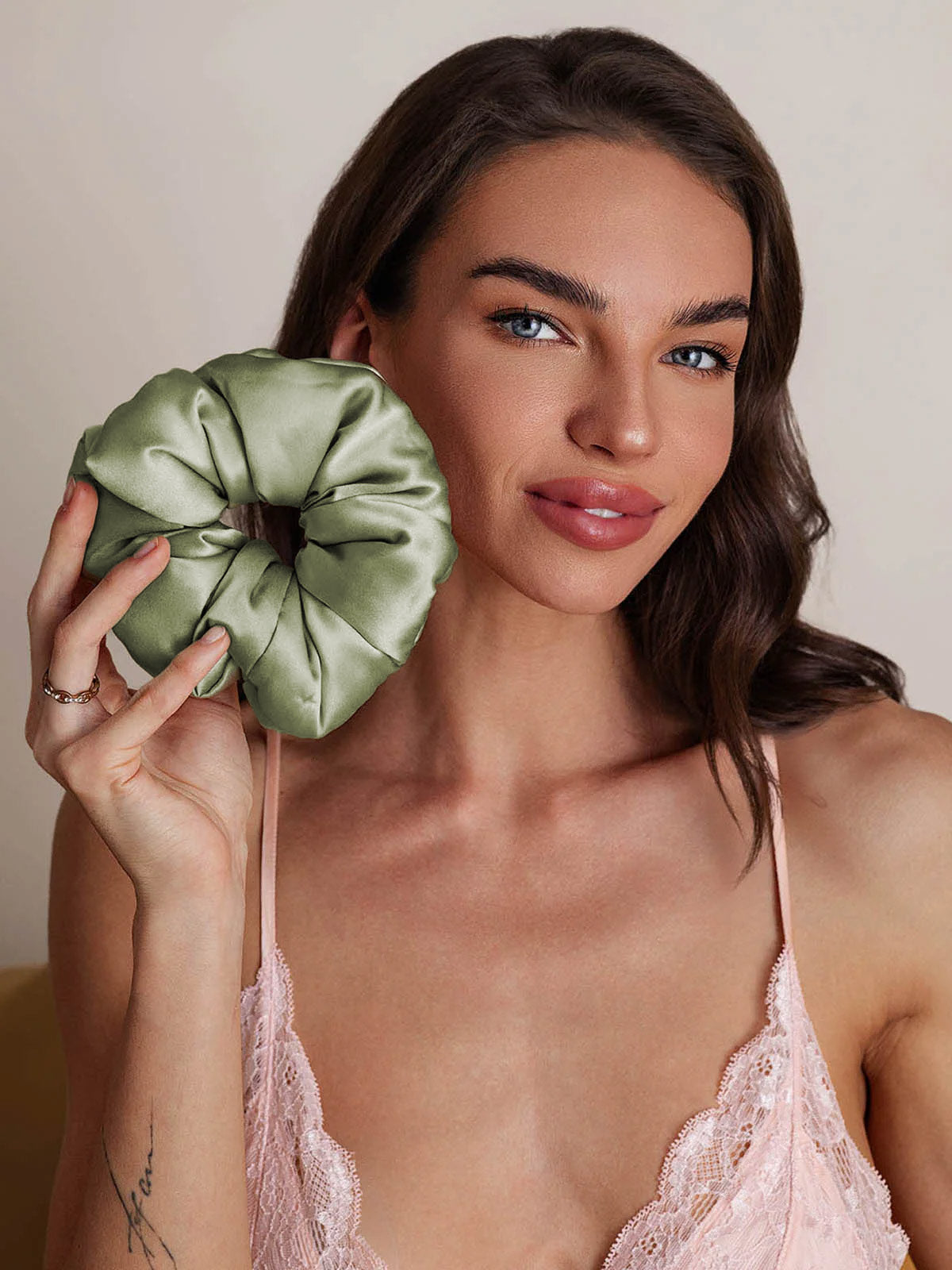 [Lysegrøn] SilkSilky-DK Silke Scrunchie 003