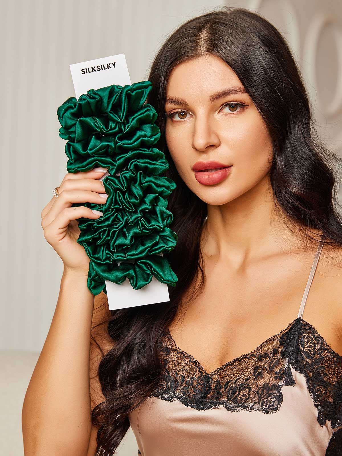 [Mørkegrøn] SilkSilky-DK 19Momme Scrunchie 001