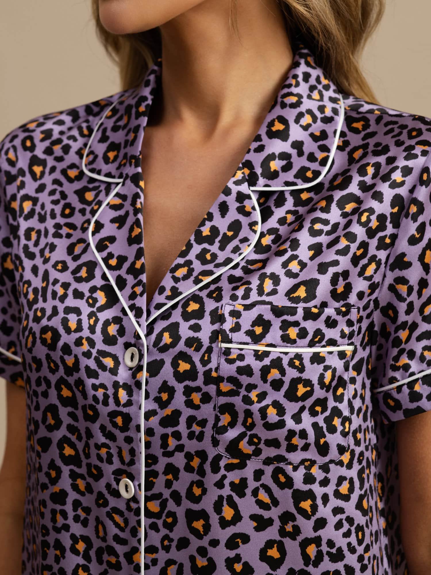 [Lilla Leopard] SilkSilky-DK 19Momme Kort ærme Notchkrage Dame Pyjamas 004