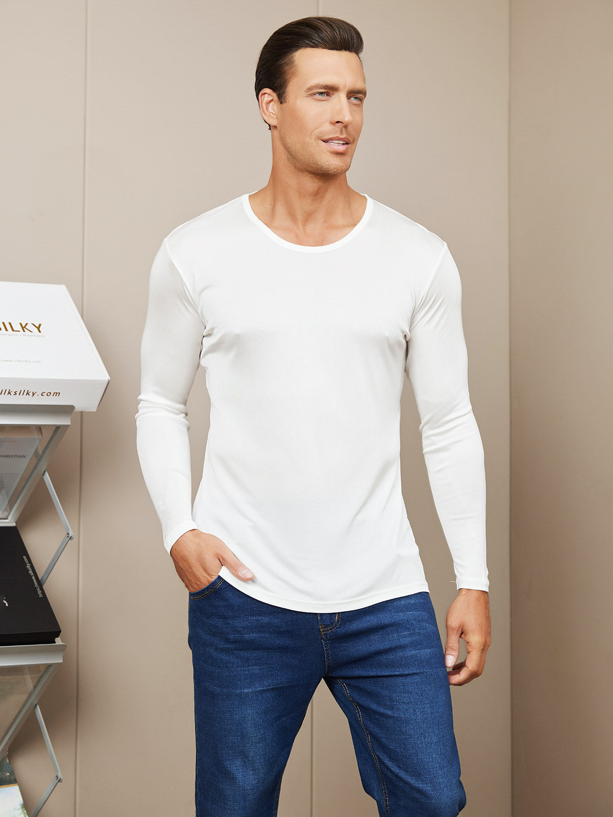 SilkSilky-DK-Silk-Knitted-Long-Sleeve-Round-Neck-Herre-T-shirt-Hvid-003