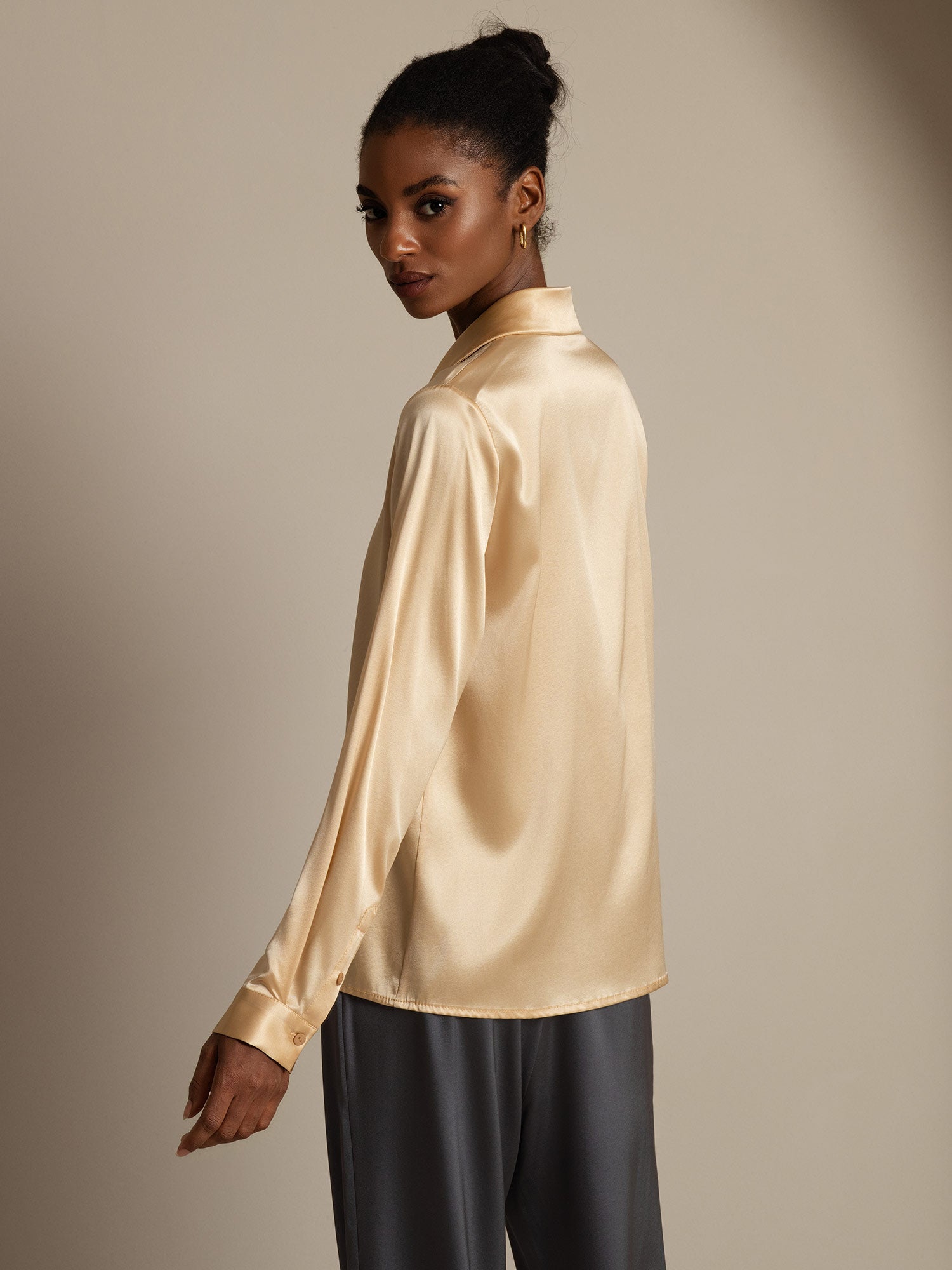 [Champagne] SilkSilky-DK 19Momme Silke Womens Shirt 002