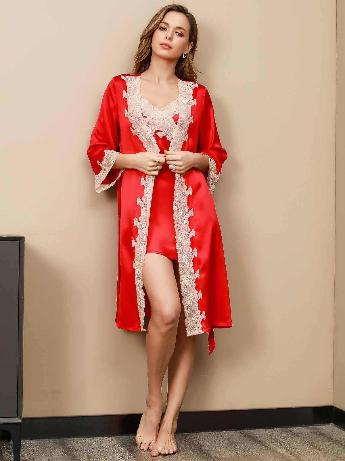 SilkSilky-DK-Pure-Silk-3/4-Sleeve-Nightgown&Robe-Set-Rød-002