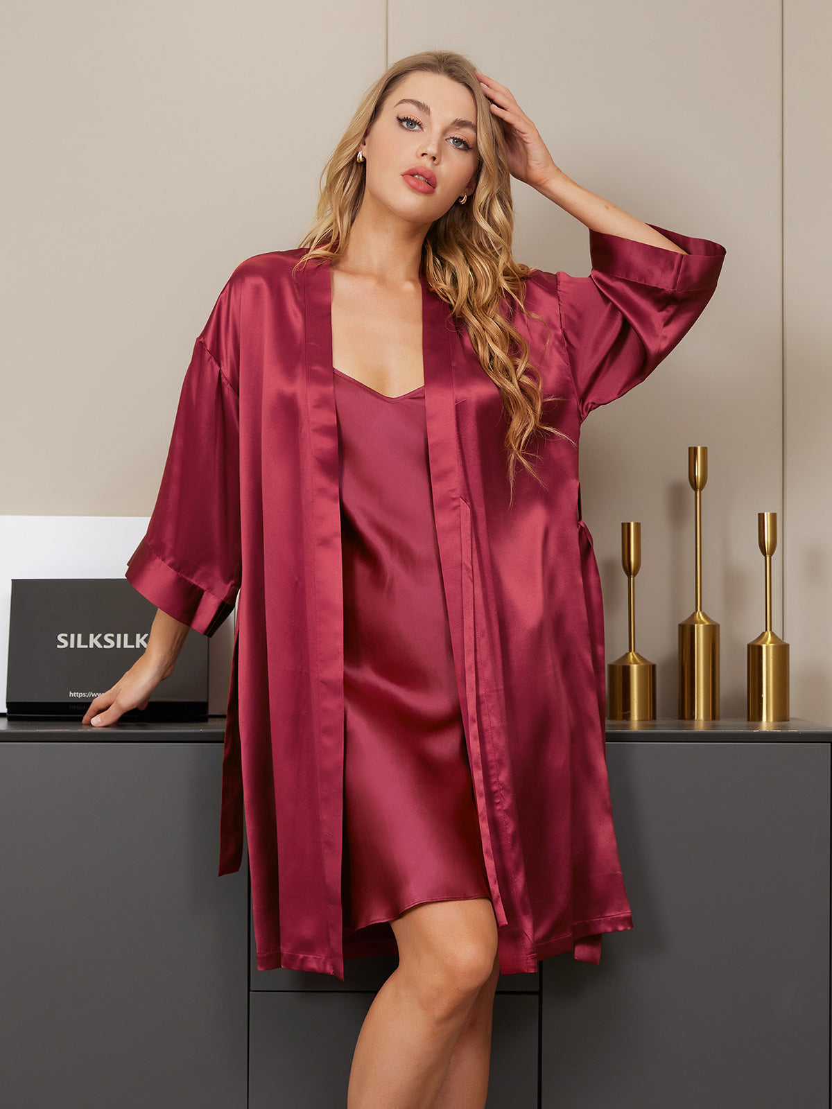 SilkSilky-DK-Pure-Silk-3/4-Sleeve-Nightgown&Robe-Set-Vin-004